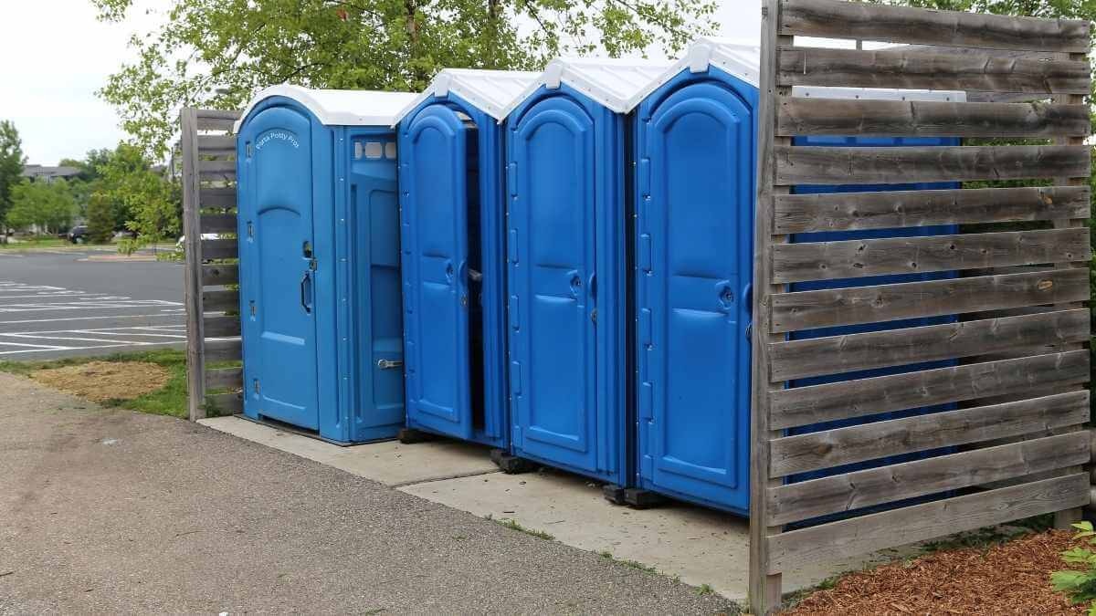 Porta Potty Rental Pros - Trusted Porta Potty Services in Pen Argyl, PA, 18072